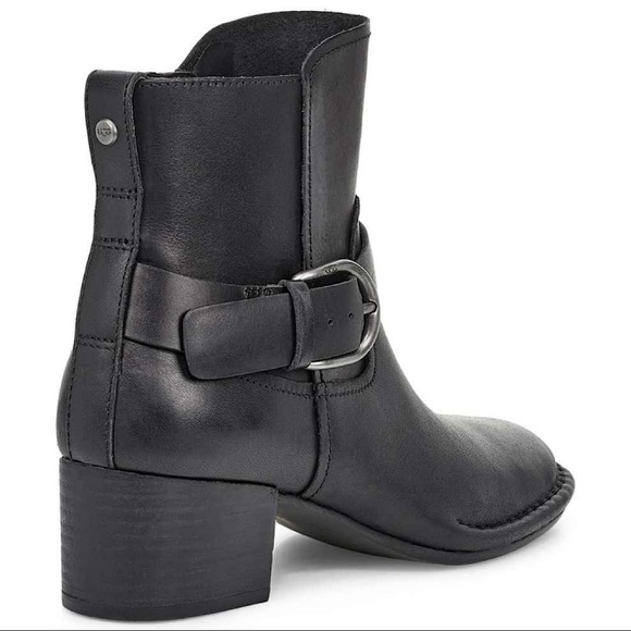 UGG Atwood Block Heel Bootie - Picture 2 of 7